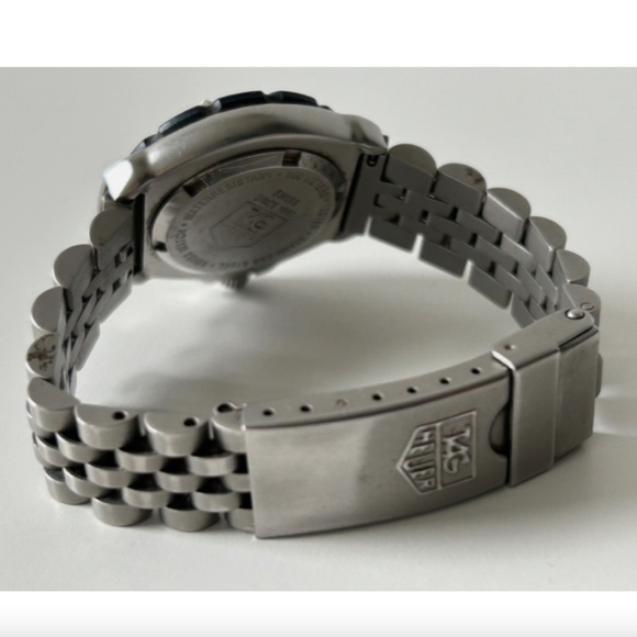 Vintage TAG Heuer Formula 1 Ladies Professional Wristwatch WA1418 - Picture 5 of 7